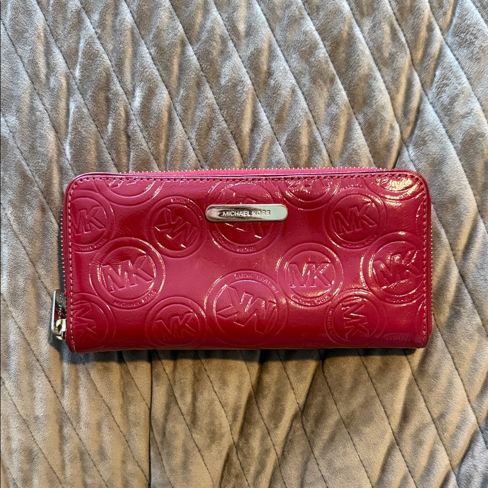 Michael kors wallet